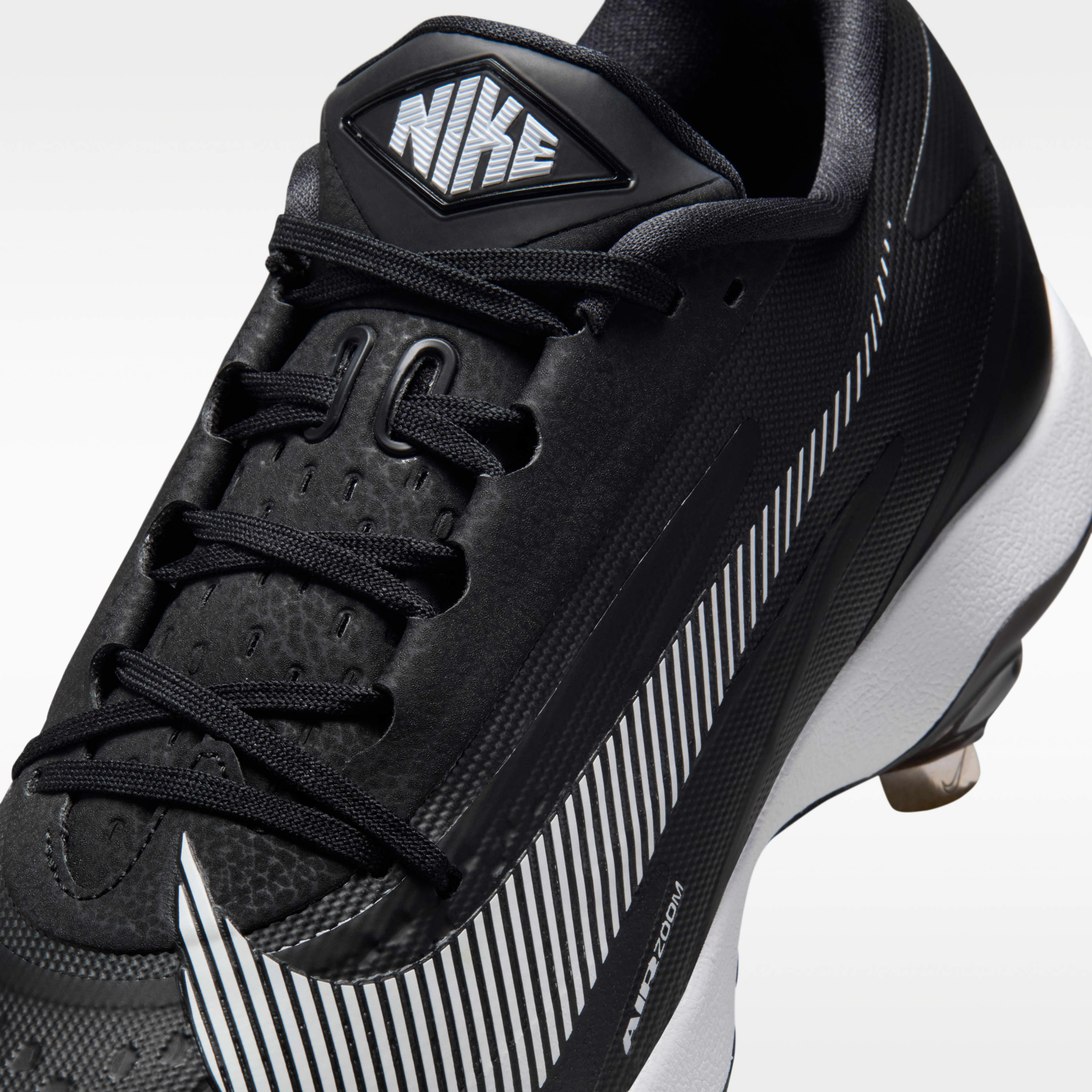 Nike Diamond Standout MTL Baseball Cleats | The Summit